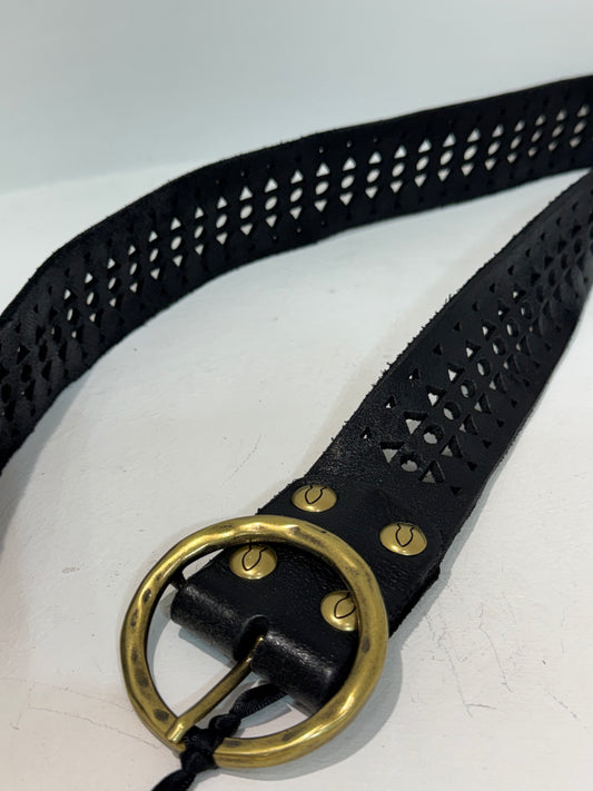 Ca C027490nd Laser cut wide belt