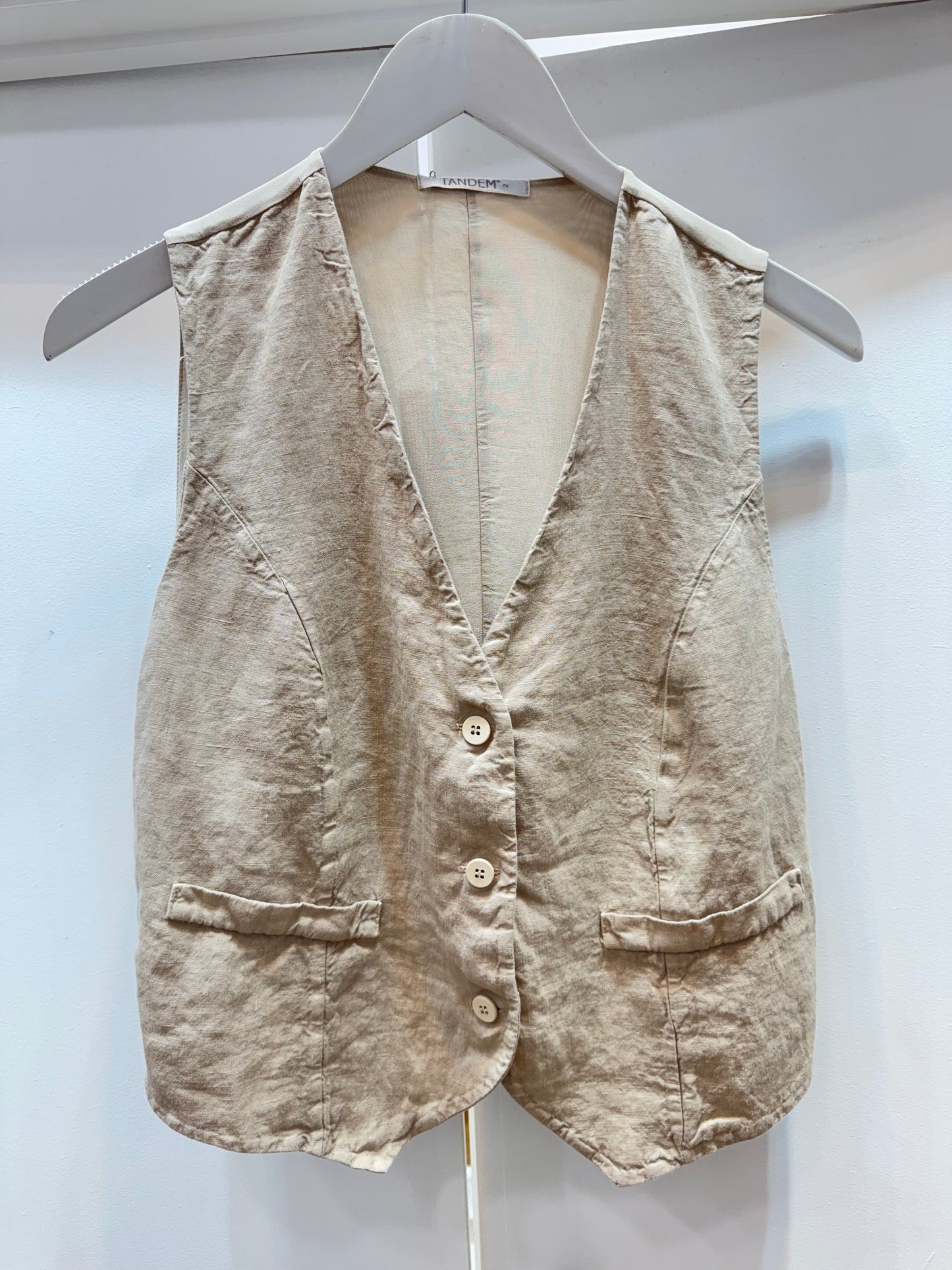 Ta C5700 Linen fitted waistcoat