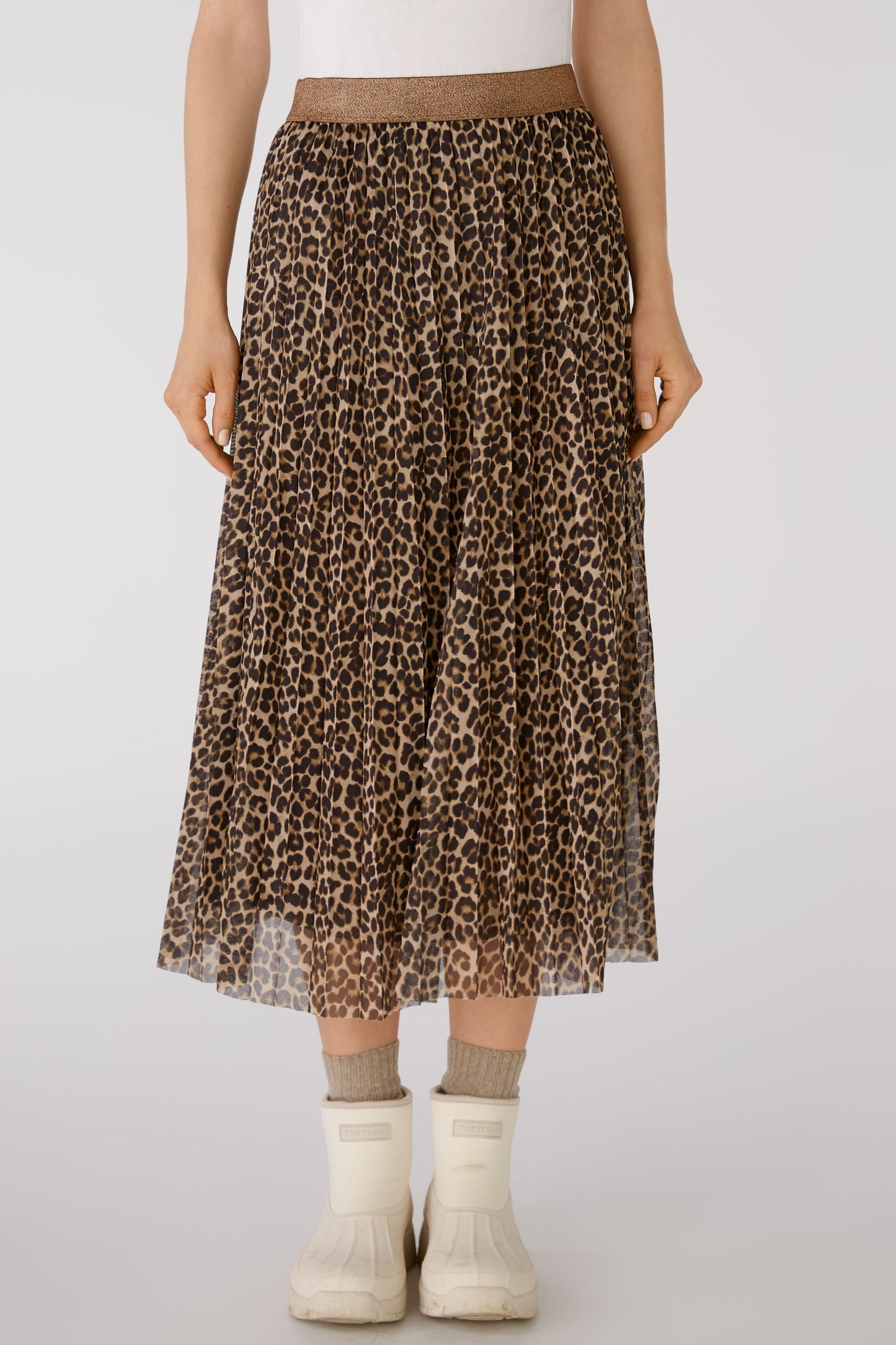 O 80155 Leopard print mesh pleat skirt