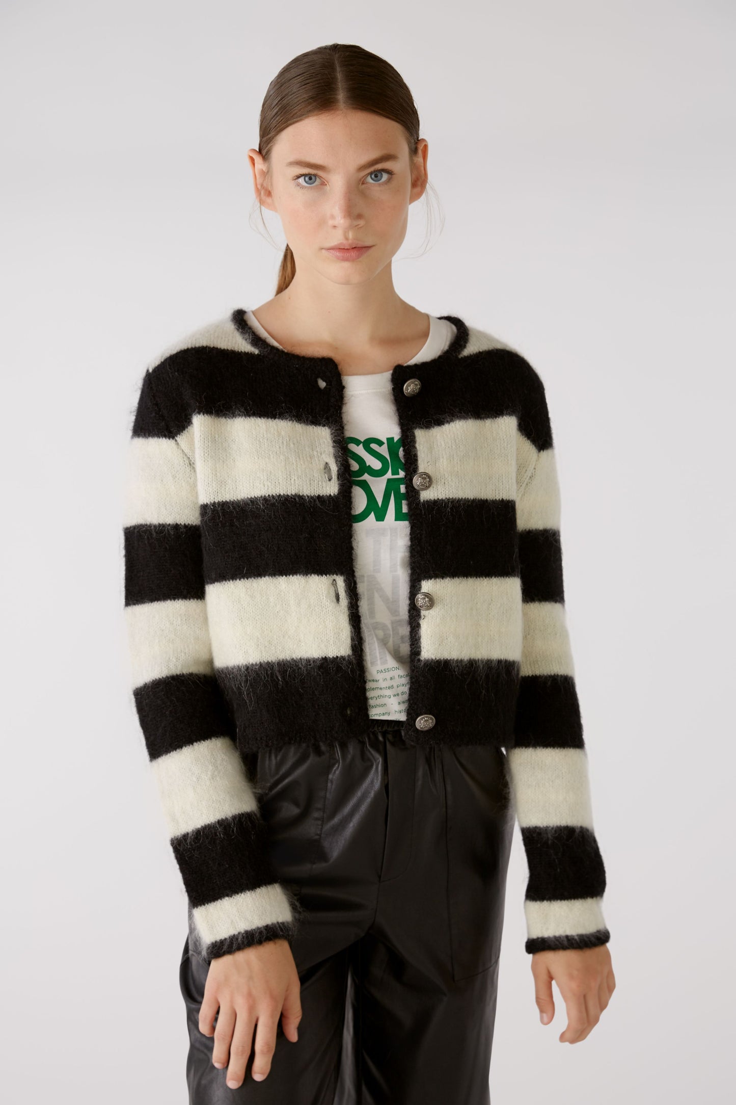 O 79936 Cropped stripe knit jacket