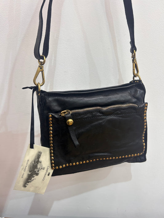 C 42790 Stud pocket xbody bag