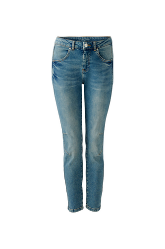 O 92598 Girlfriend seemed jeans