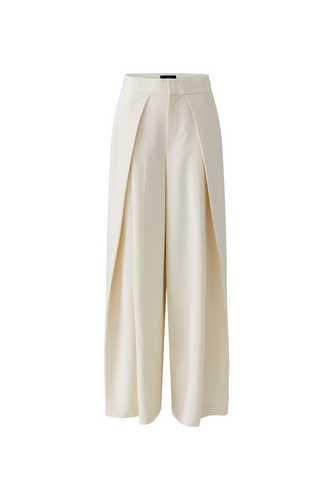 O 100137 Pleat front trousers