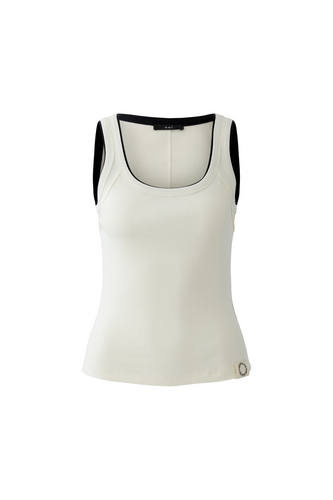 O 98361 Contrast trim and seem detail tank