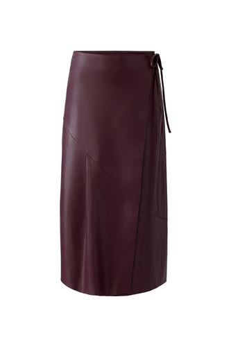 O 94517 Faux leather wrap skirt