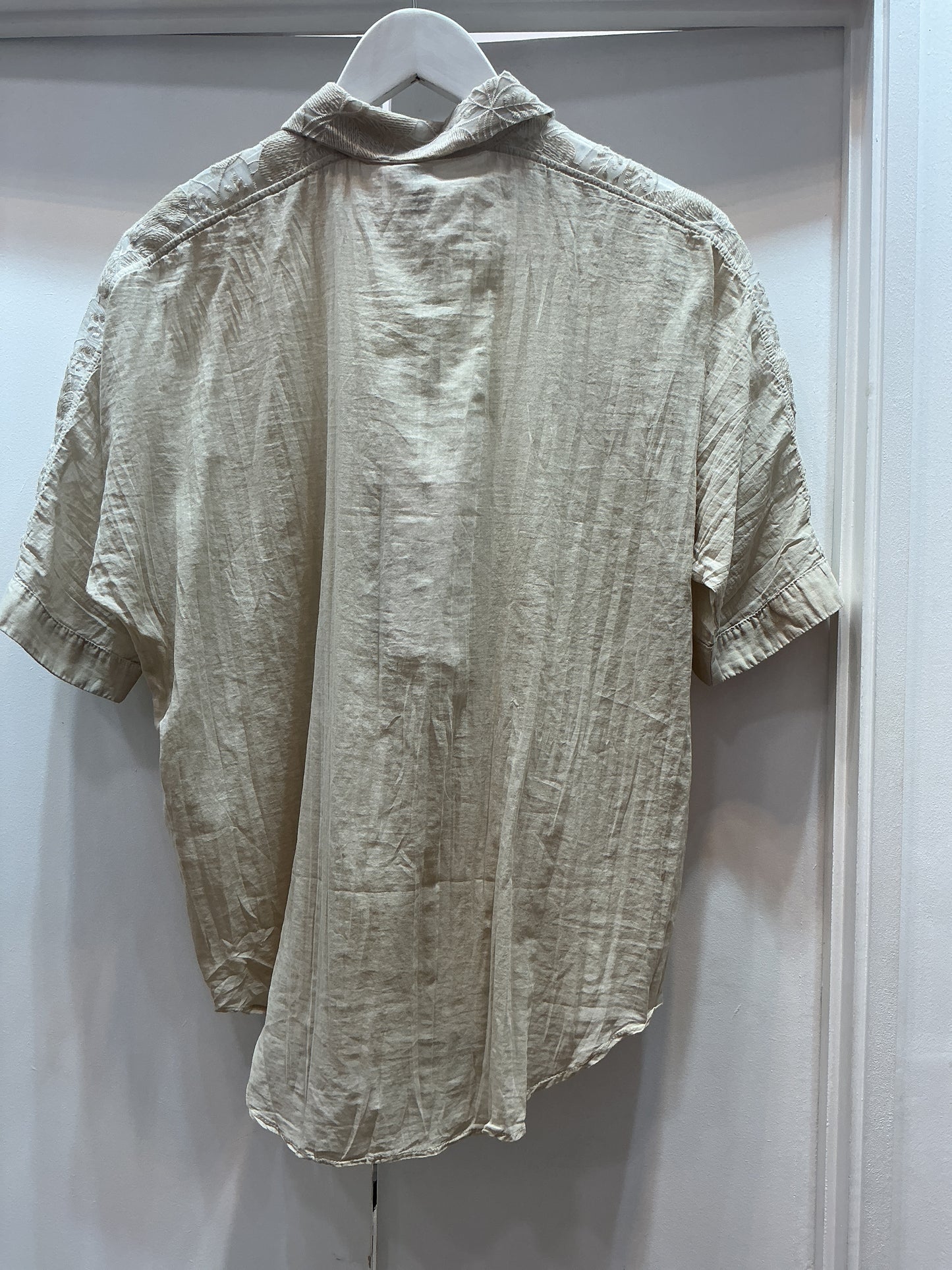 EC 67MO7504 Lace shoulders crinkle cotton blouse